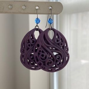 Tarina Tarantino carved lucite earrings